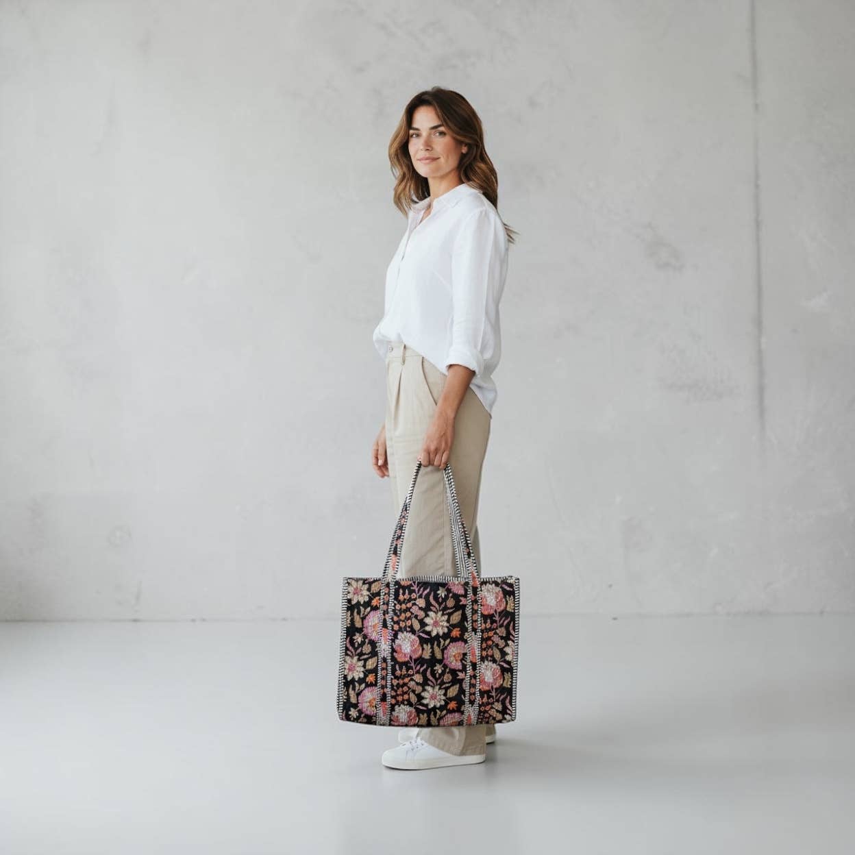 Quilted Cotton Bag in Black & Pink Floral