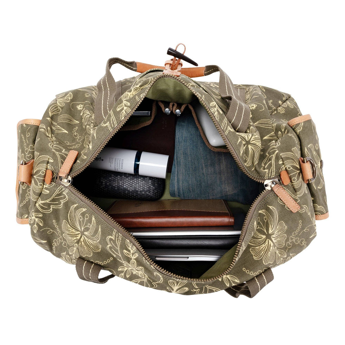 Valley and Sky Travel Bag in Olive & Cream