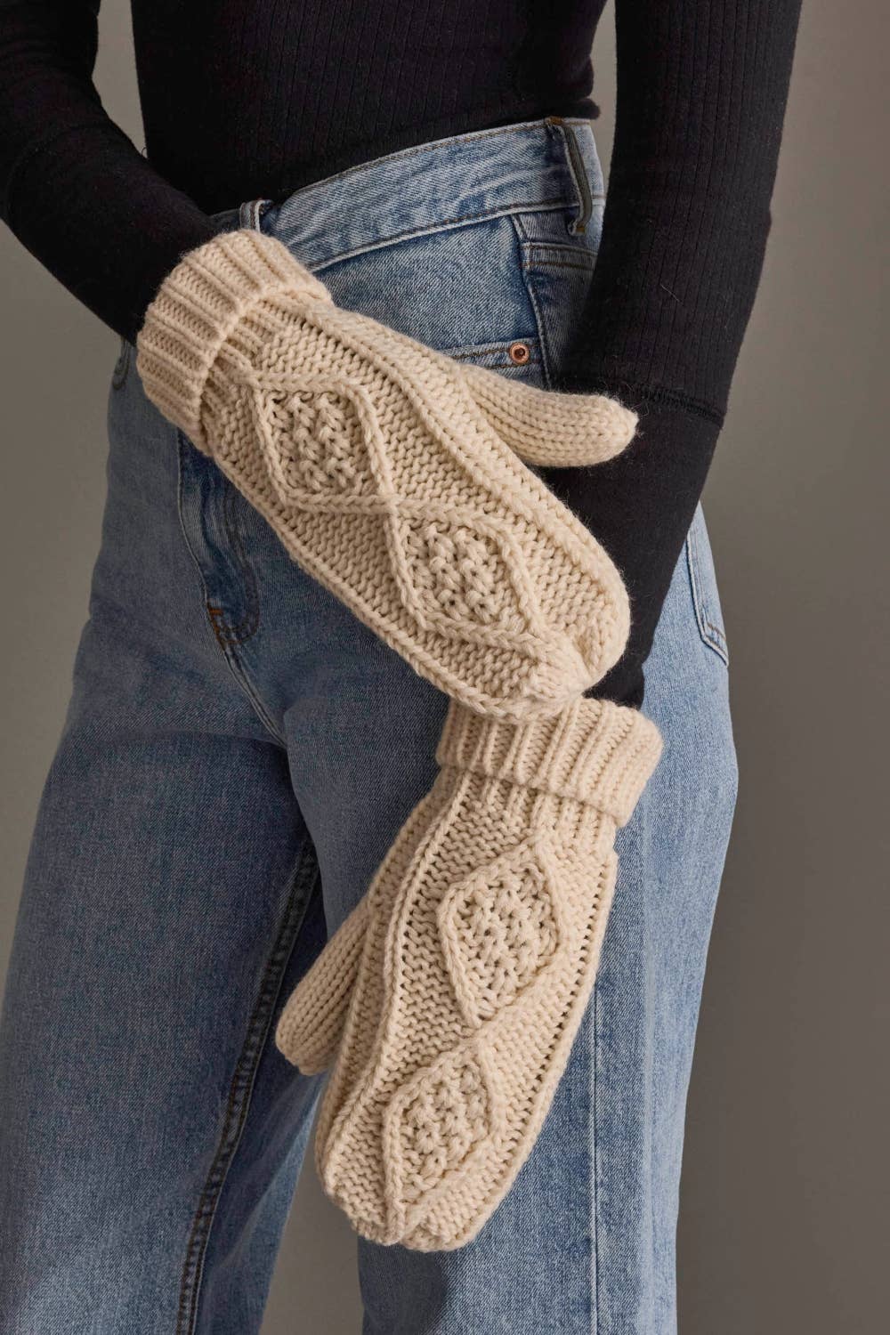 Beige Cable Knit Mittens