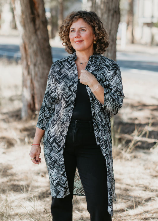 Button Up Tunic in Black & White ZigZag | APNY