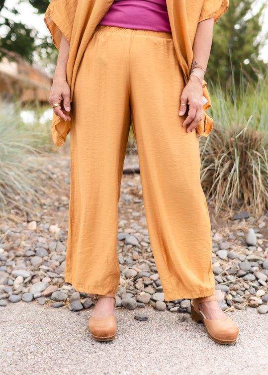 Parachute Crop Dart Pant in Manuka | Cut•Loose
