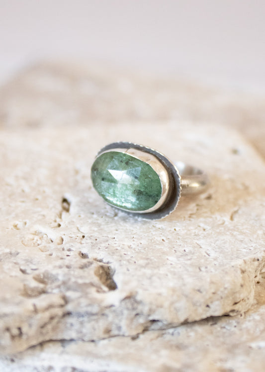 Green Kyanite Ring | Glacier Lily