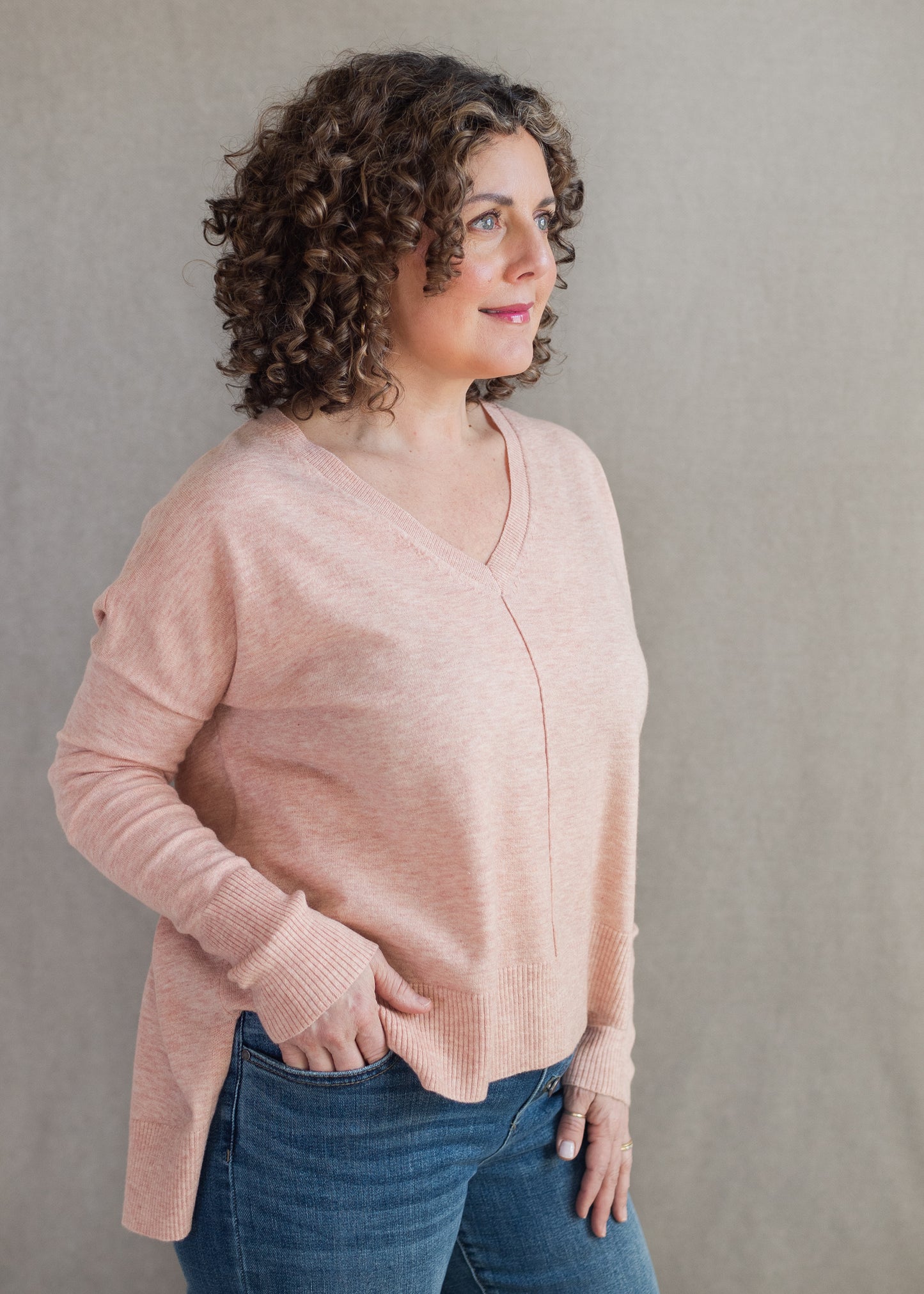 Wagner V-Neck Sweater in Pearl Pink