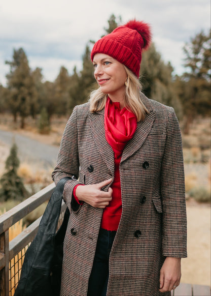 Emmez Cable Knit Beanie in Red