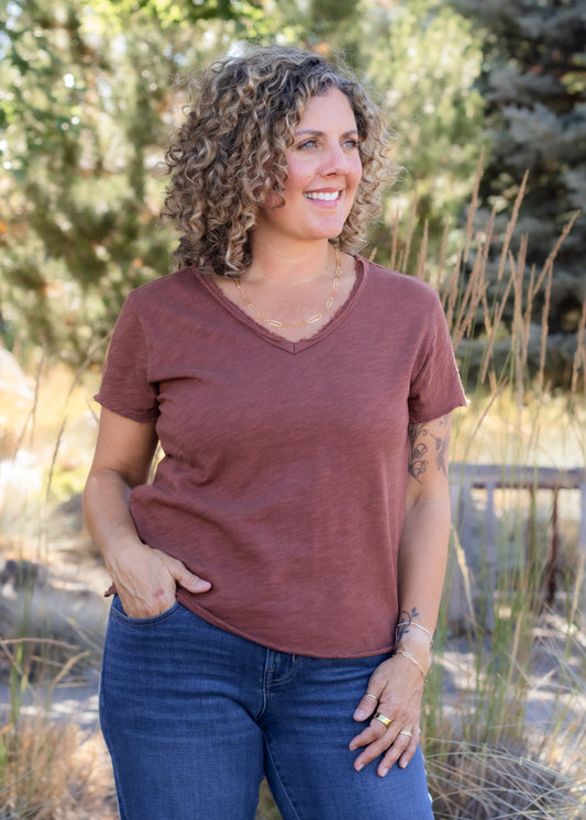 Vanya Relaxed V-Neck Tee in Cappuccino | Dear John