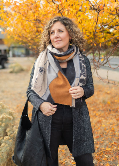 Waves of Comfort Scarf in Black