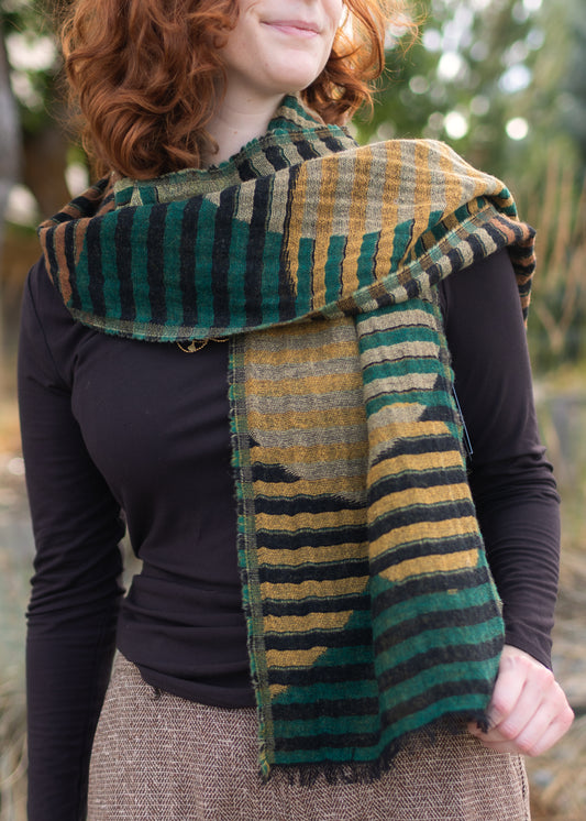Enya Narrow Scarf in Olive