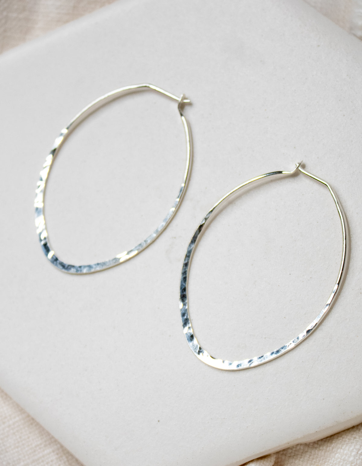 Oval Hammered Hoops: Sterling Silver / 50mm