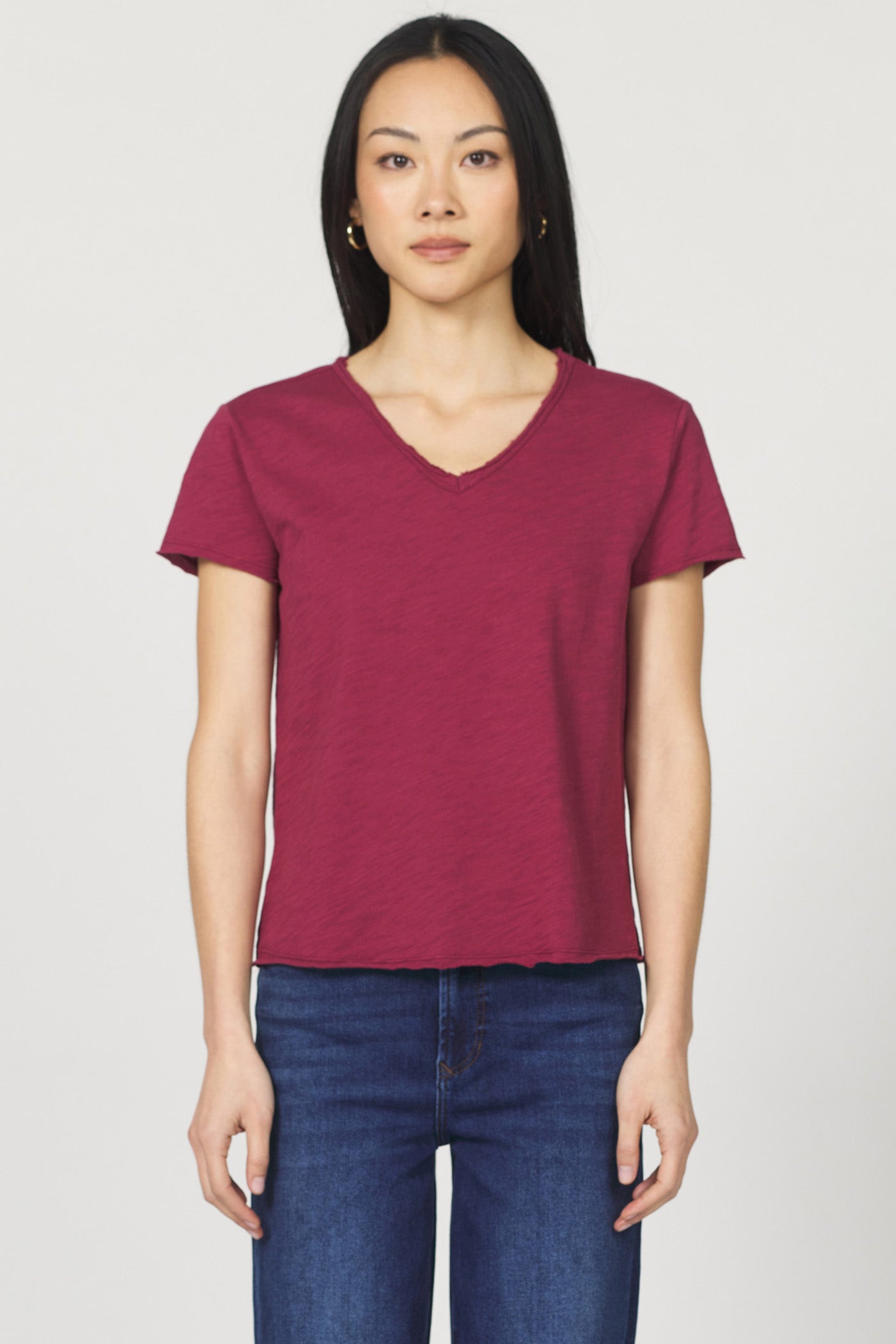 Vanya Relaxed V-Neck Tee in Tibetan Red | Dear John