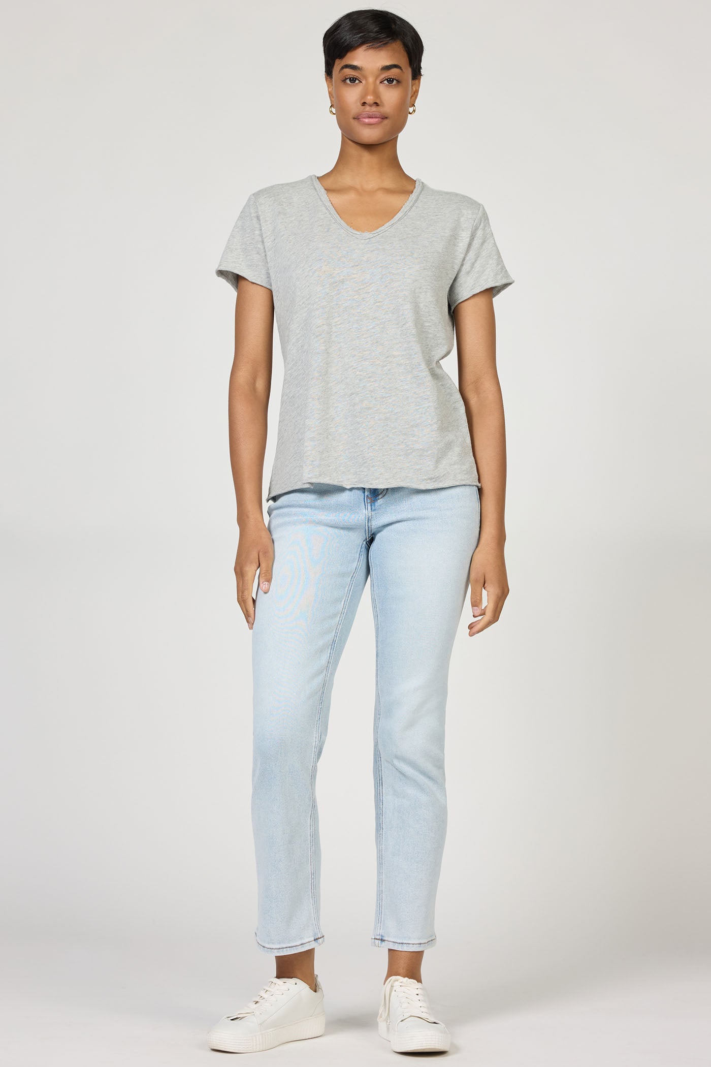 Vanya V-Neck Tee in Heather Grey | Dear John