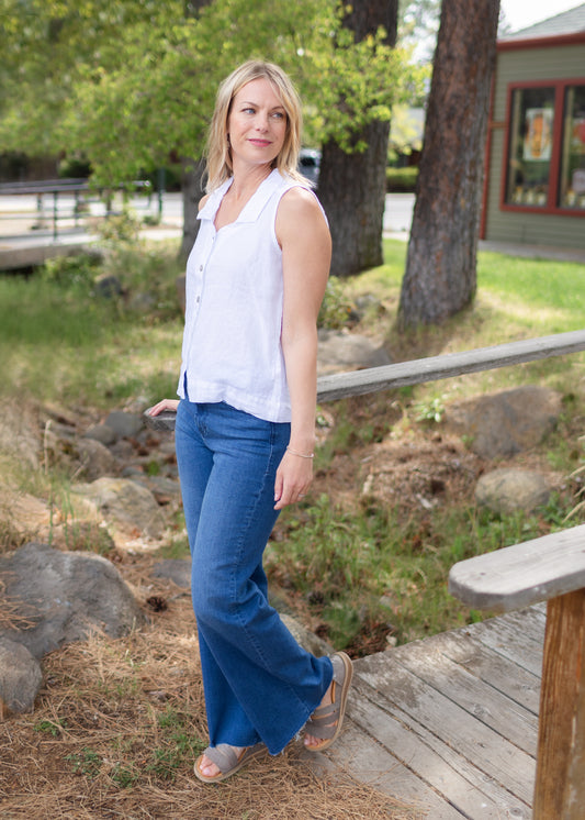 Hanky Linen Sleeveless Shirt in White | Cut•Loose