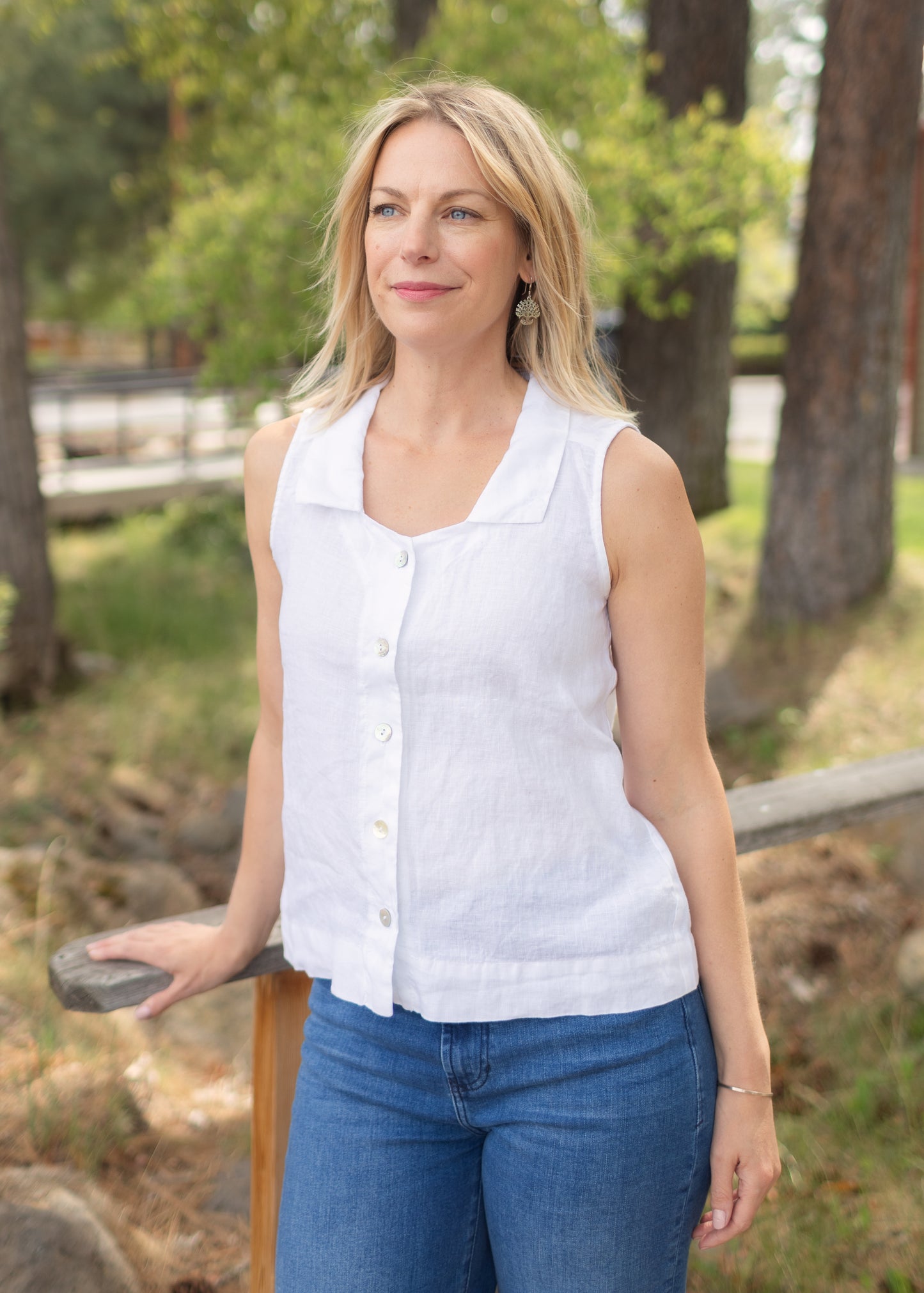 Hanky Linen Sleeveless Shirt in White | Cut•Loose