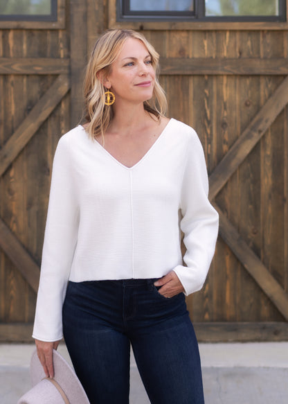 Asima V-Neck Sweater in Cream | Kerisma