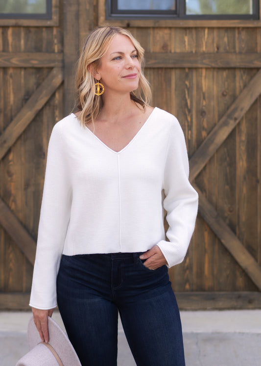 Asima V-Neck Sweater in Cream | Kerisma